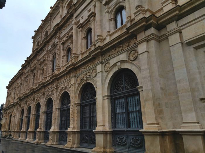 Ayuntamiento de Sevilla, Curiosidades que ver en Sevilla