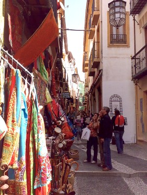 Qué ver en Granada: las calles de las teterías