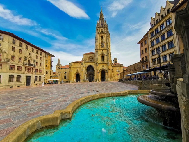 ruta norte de españa: Catedral de Oviedo. Ruta por Asturias