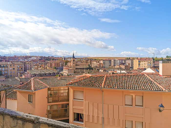 Qué ver en Segovia: tejas del revés