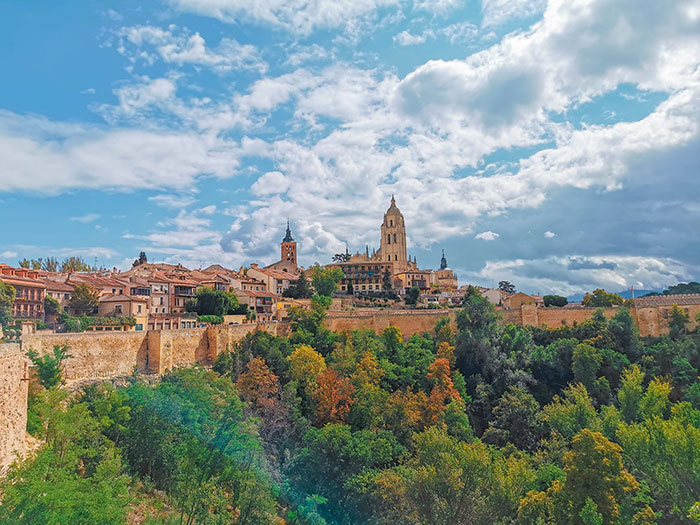 QuÃ© ver en Segovia: Catedral de lejos