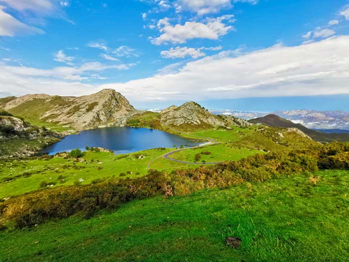 Picos de Europa: Lago Ercina